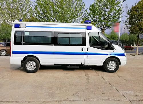 阿尔山市救护车出租